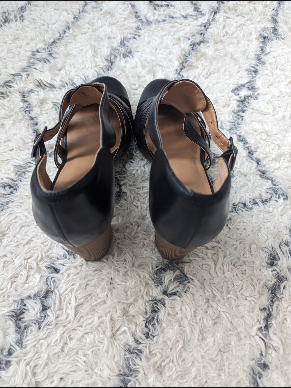 Clarks Artisan Black Strappy Leather High Heels - Picture 2 of 10
